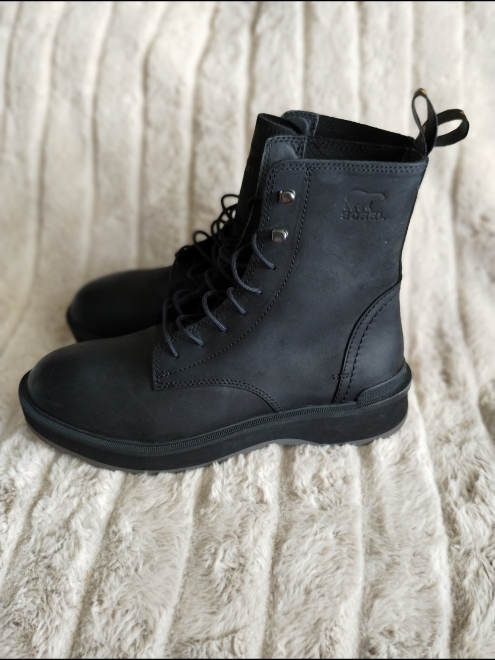 Sorel Black Leather Lace-Up Boots Women’s 10 NL4879-010 NWOT